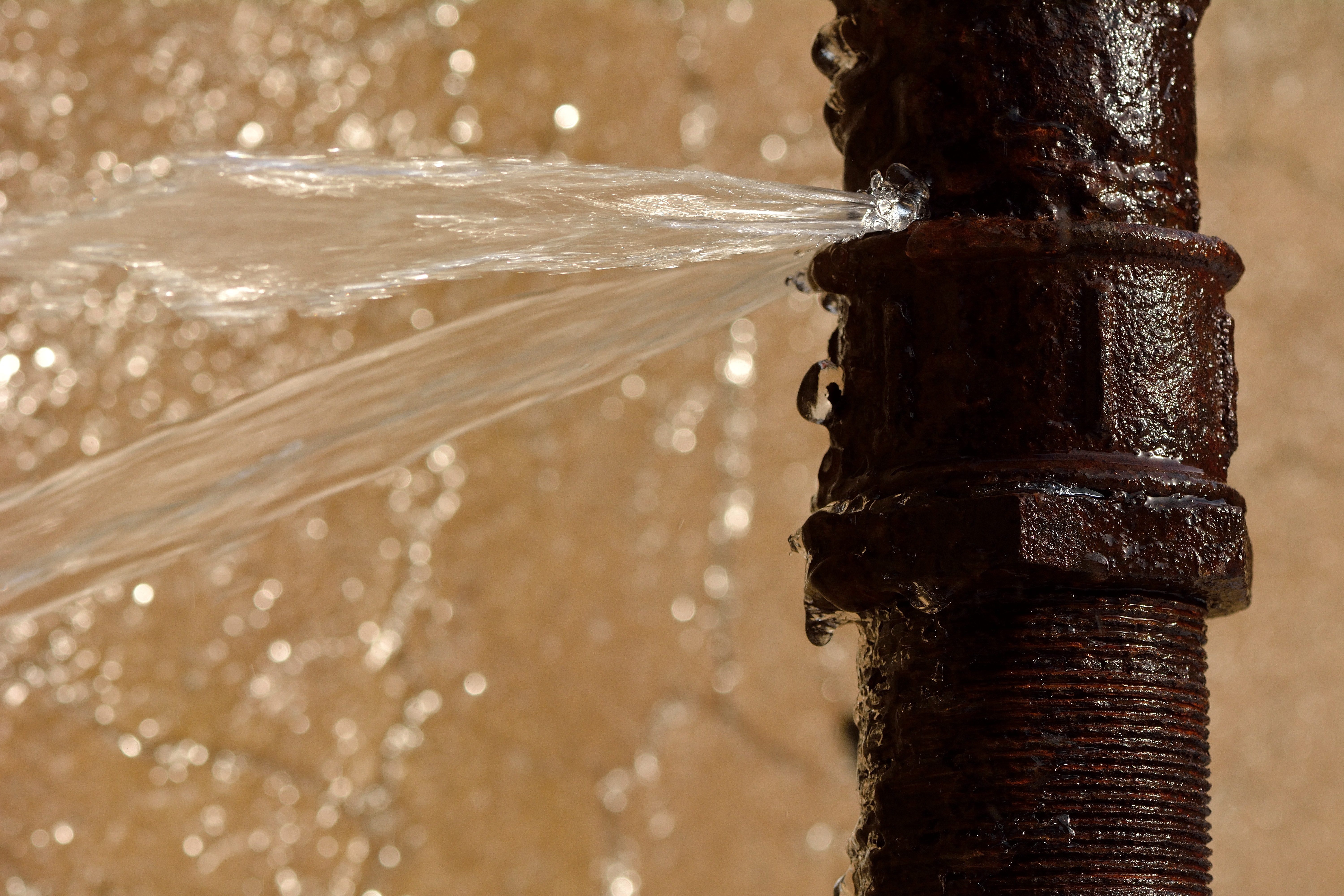 Old pipe break and leak