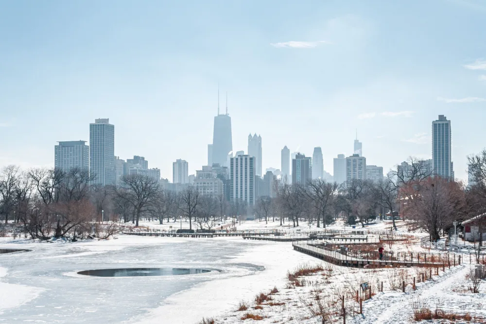 chicago skyline in winter