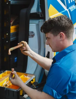 emergency plumber in the western chicago suburbs