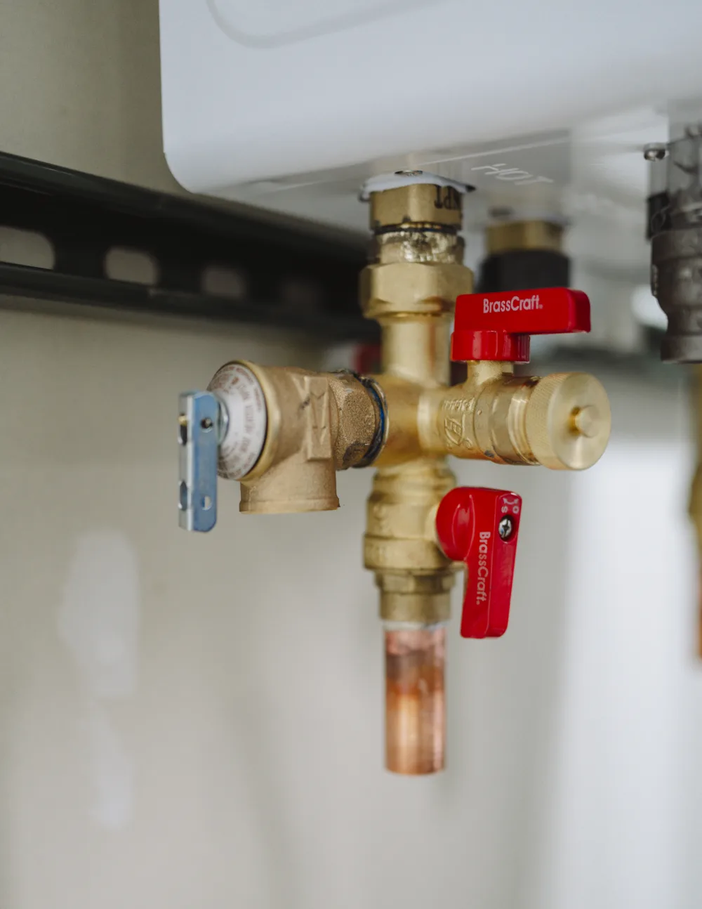 tankless water heater spigot in a chicago suburban home